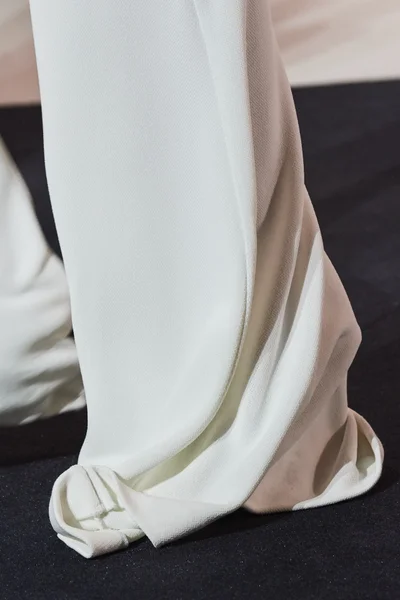 Look 19
